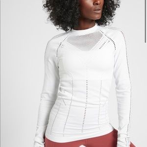 Athleta long sleeve top